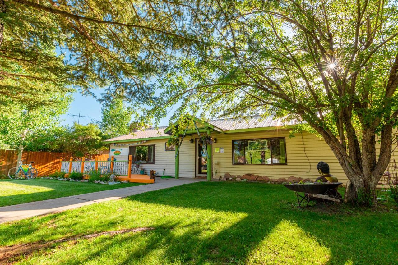 The Wanderlust Hostel Gunnison Esterno foto